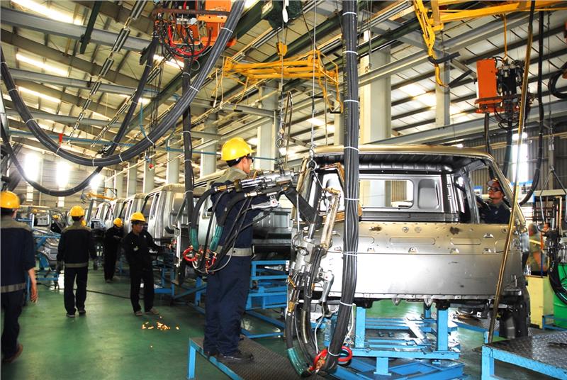 car-manufacture-in-chu-lai-industrial-zone-824
