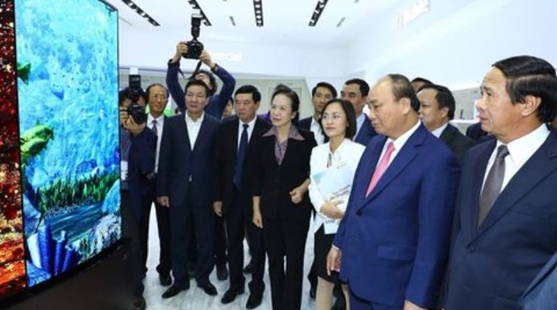 Prime Minister opens two projects in Hai Phong