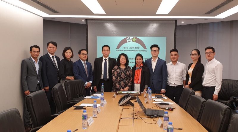 HOUSELINK at the working session with Hong Kong - Vietnam Chamber of Commerce
