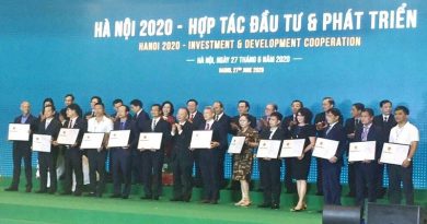 Hà Nội trao chứng nhận đầu tư Dự án Cụm công nghiệp Sơn Đông cho Vinaconex Invest