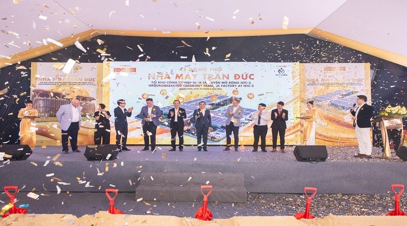 Khởi công nhà máy Trần Đức