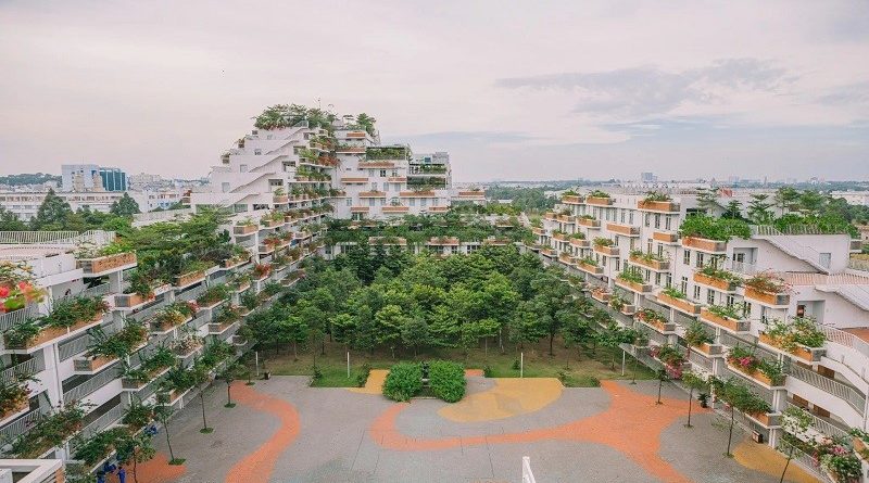Tổ hợp giáo dục