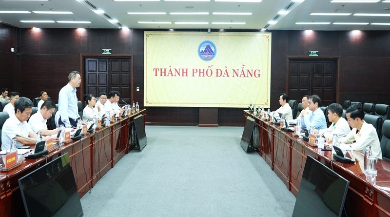 Chủ tịch UBND thành phố Nguyễn Mạnh Hùng làm việc với Tập đoàn THACO